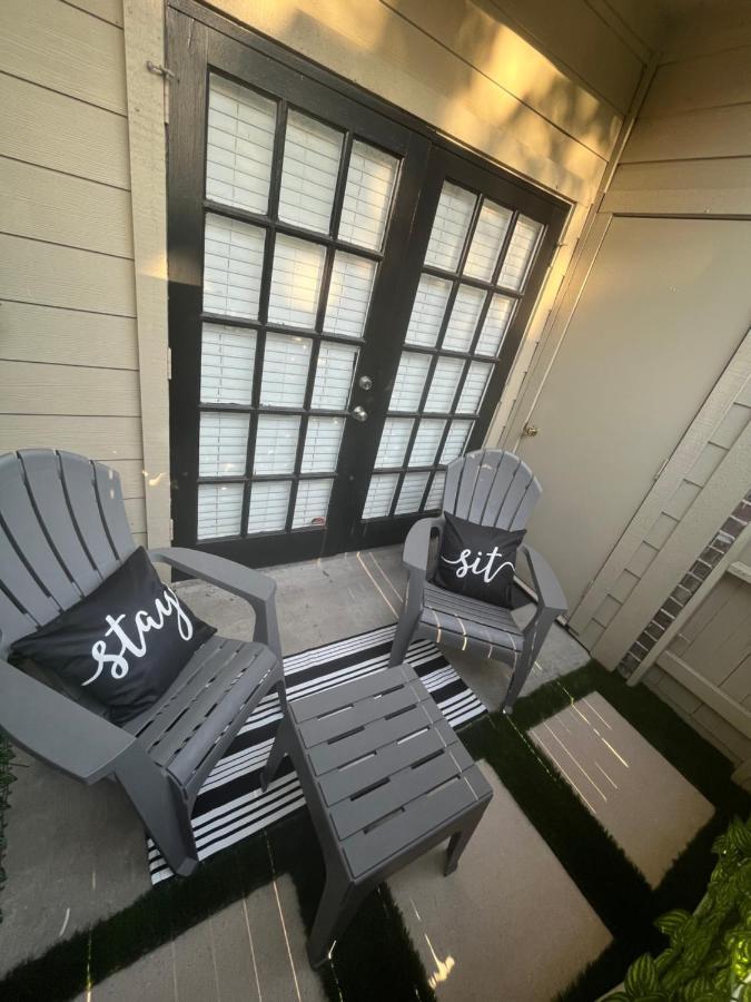 Home Away From Home-Cozy 2 BDRM Condo/Med Cntr/NRG Houston Zewnętrze zdjęcie