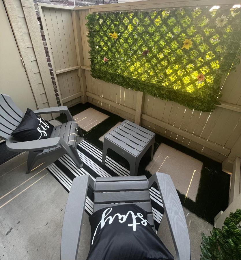 Home Away From Home-Cozy 2 BDRM Condo/Med Cntr/NRG Houston Zewnętrze zdjęcie