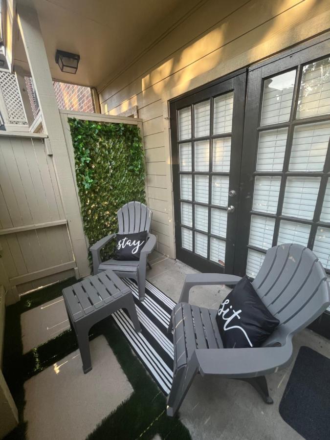 Home Away From Home-Cozy 2 BDRM Condo/Med Cntr/NRG Houston Zewnętrze zdjęcie